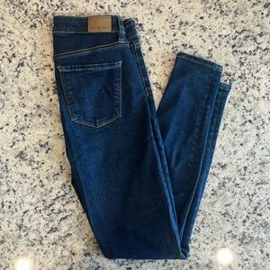 American Eagle Super High Rise Jegging Size 4